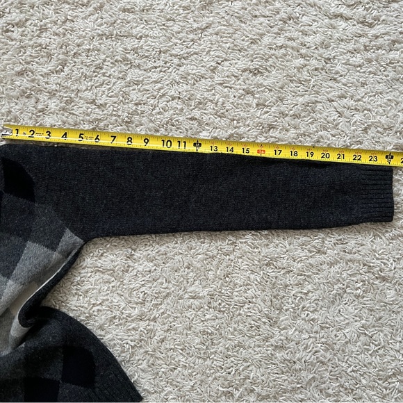 Vintage Evolution Wool V Neck Argyle Sweater - Picture 13 of 13